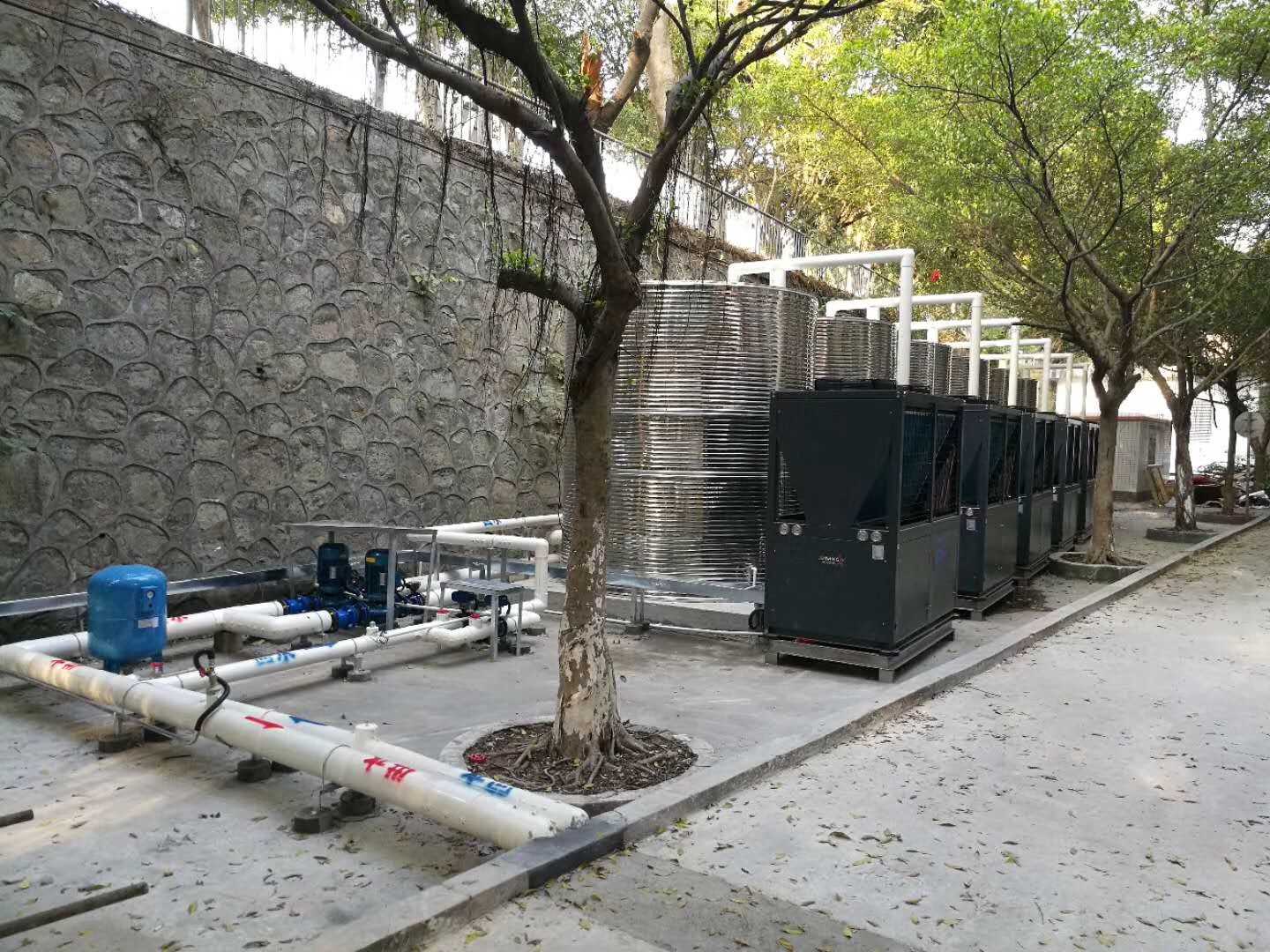 空氣源熱泵熱水機(jī)組