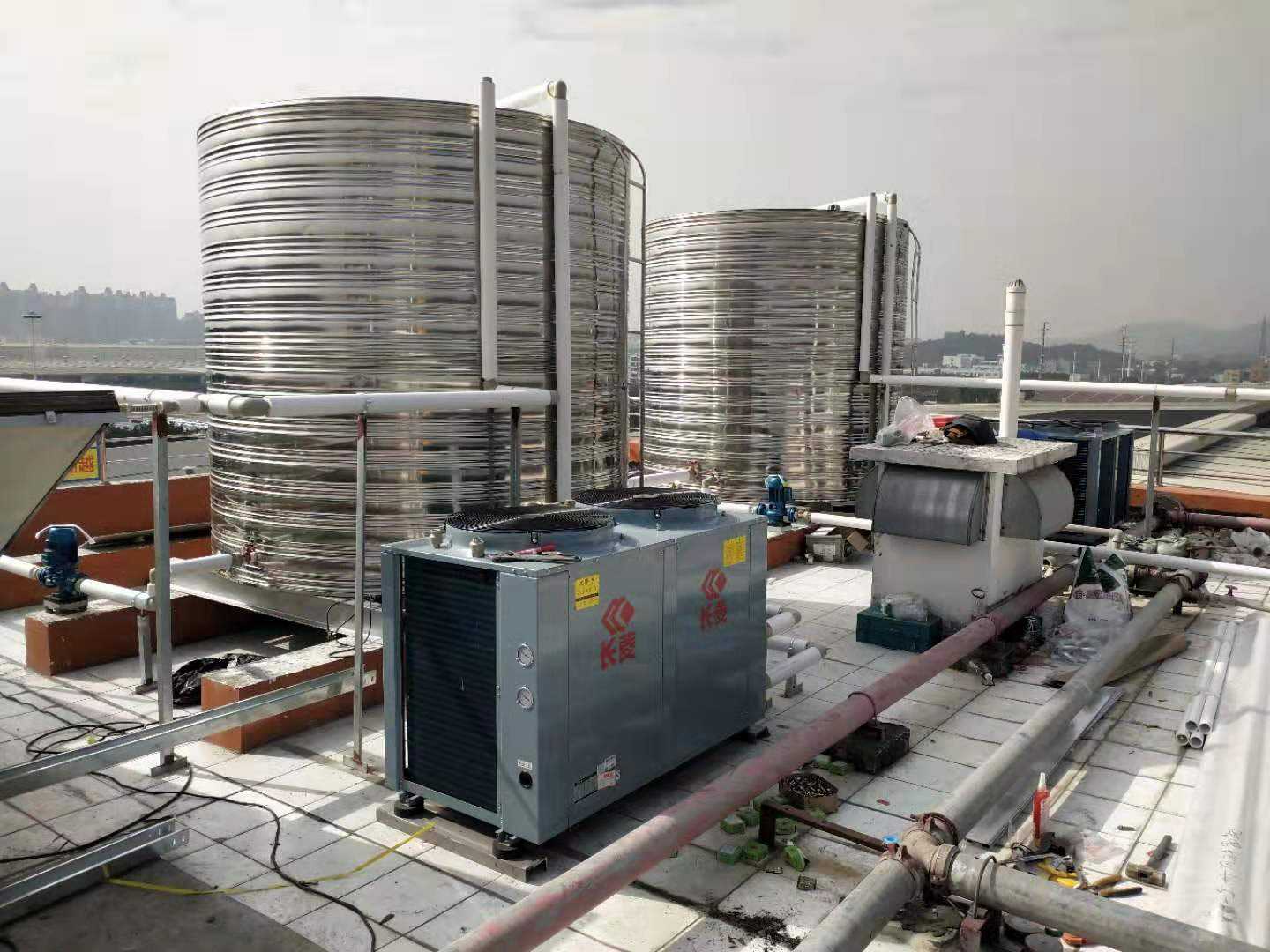 工廠太陽(yáng)能熱水工程